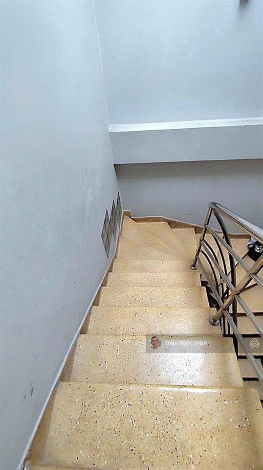 Nhà 4 tầng 10pn 67m2 sát mặt tiền khu vực cho thuê tốt trung tâm bình thạnh chỉ 9.9 tỷ