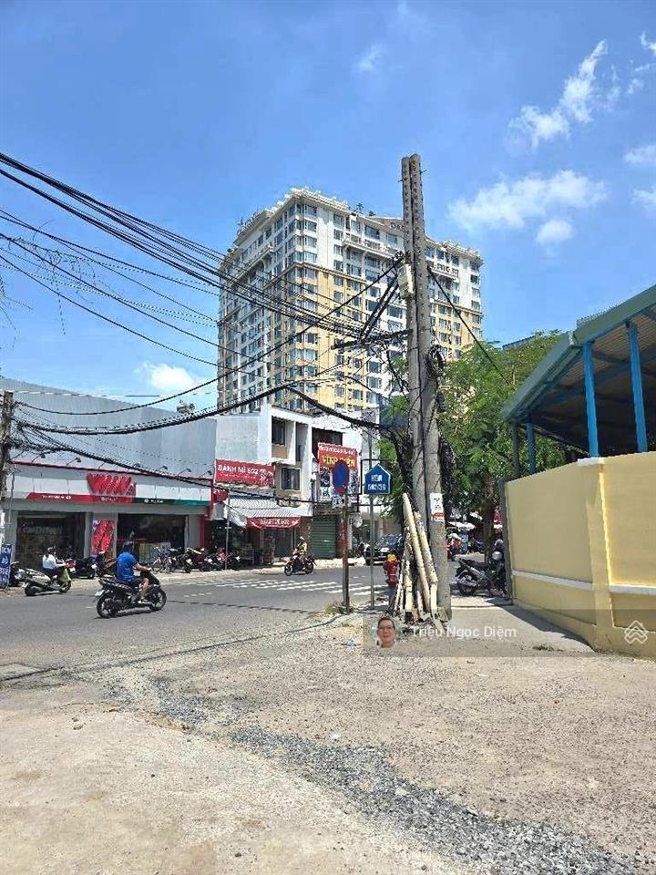 Bán đất cạnh vinhomes central park sát ga metro văn thánh vị trí kinh doanh đỉnh .