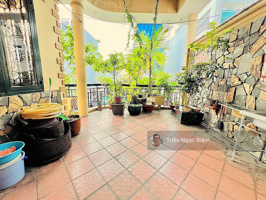 Biệt thự phú nhuận 12x20m 240m2 khu vip phan xích long chỉ 38 tỷ