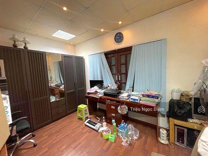 Giảm 2 tỷ chỉ còn 10.5 tỷ . bạch đằng, p.15 bình thạnh dt 120m2 ngang 6m hẻm đẹp, có sân đậu xe