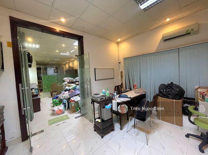 Giảm 2 tỷ chỉ còn 10.5 tỷ . bạch đằng, p.15 bình thạnh dt 120m2 ngang 6m hẻm đẹp, có sân đậu xe
