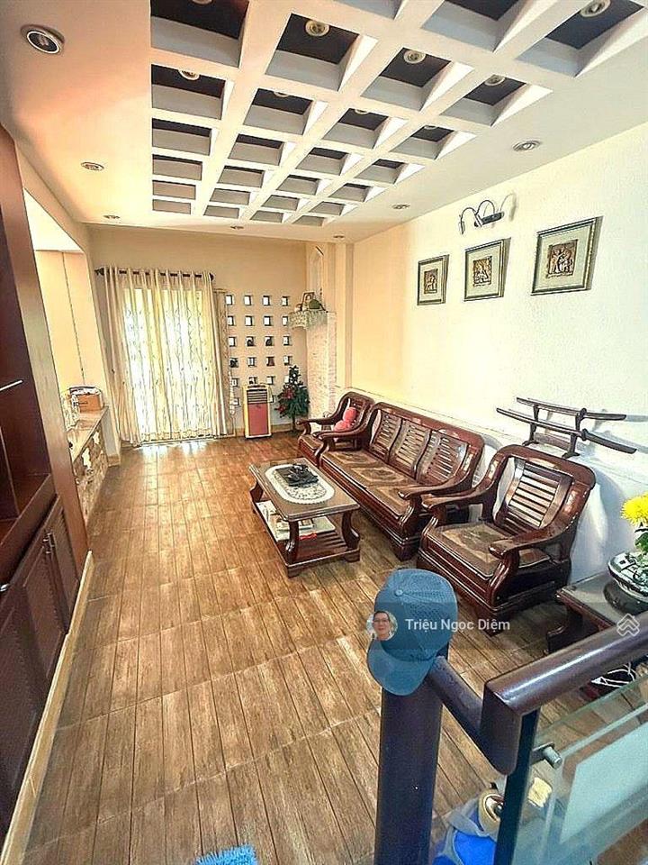 Bán nhà bình thạnh giảm 2 tỷ còn 16 tỷ hxh nhà 3 tầng 105m2 ngang 6.8m bề thế gần mặt tiền