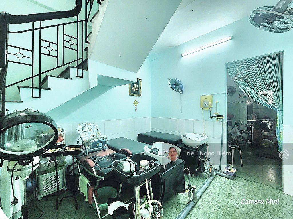 Giảm 1 tỷ còn 11.3 tỷ hxt tiện kinh doanh ngay ngã tư hàng xanh vừa ở vừa khai thác 77m2. 3 tầng.