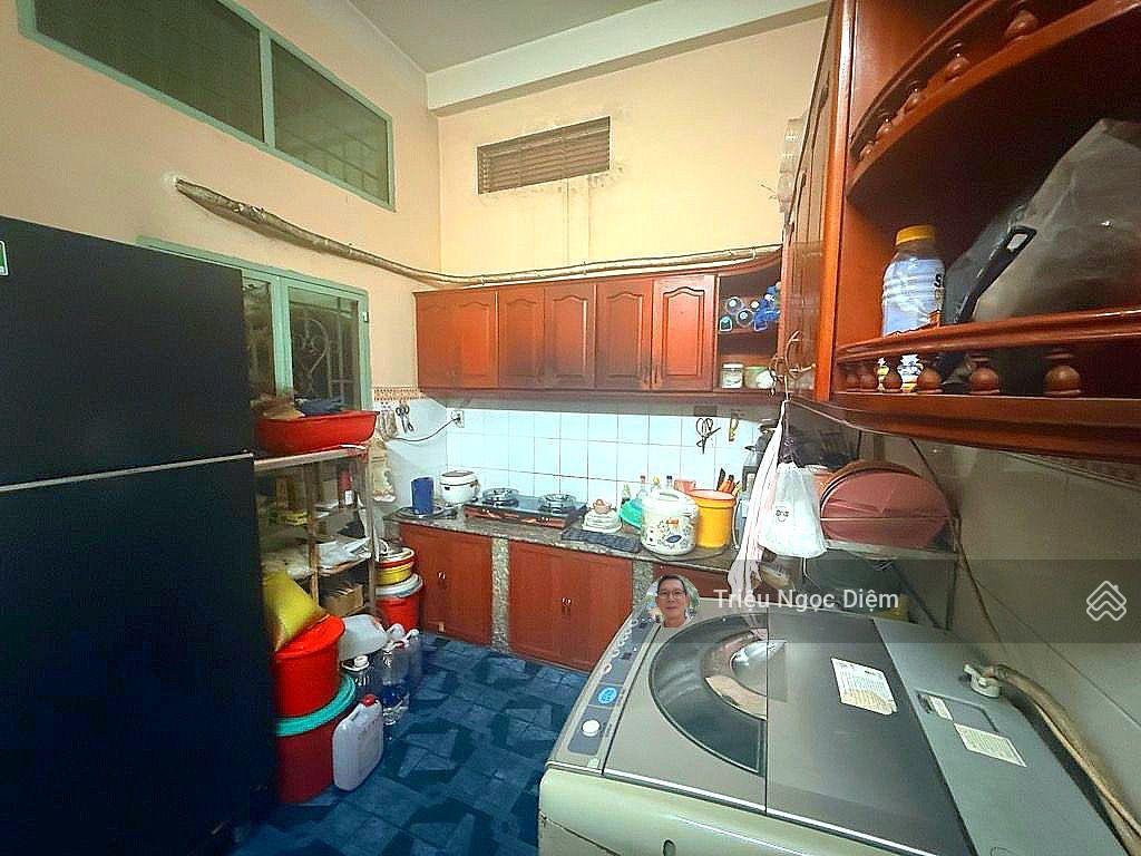 Mặt tiền hẻm 10m hàng xanh 4 tầng 60m2 giá gấp bán 12.5 tỷ