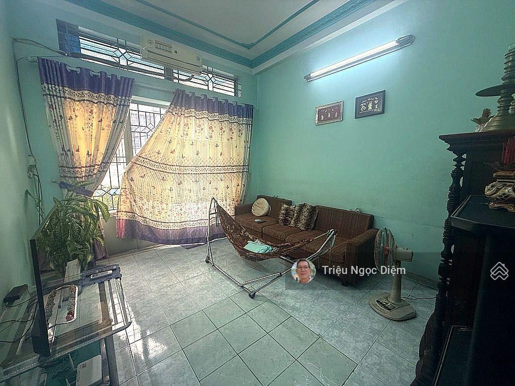 Mặt tiền hẻm 10m hàng xanh 4 tầng 60m2 giá gấp bán 12.5 tỷ
