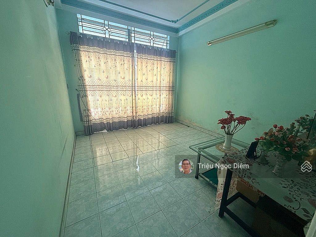 Mặt tiền hẻm 10m hàng xanh 4 tầng 60m2 giá gấp bán 12.5 tỷ