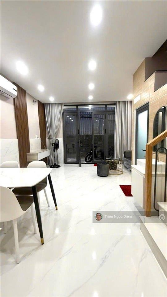 Nhà đẹp điện biên phủ p17 bình thạnh  gần hàng xanh  1 căn ra hẻm xe tải  32m2 chỉ 6.35 tỷ