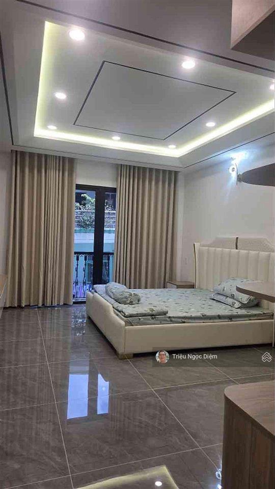 Giảm 1 tỷ còn 12.8 tỷ nhà 5 tầng mới đẹp hxh bạch đằng  thang máy cao cấp full nội thất thông minh