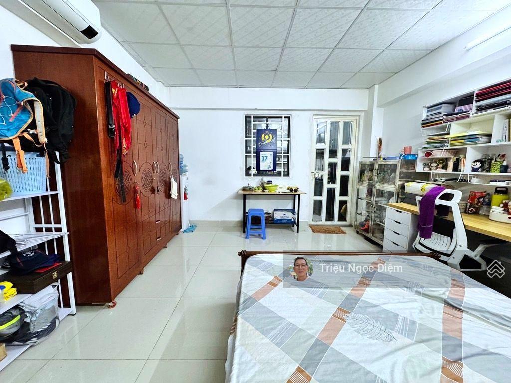Giá rẻ chdv bạch đằng bình thạnh 82m2 ngang 4.9m . 5 tầng btct 9 chdv dòng tiền sẵn 50 triệu/tháng