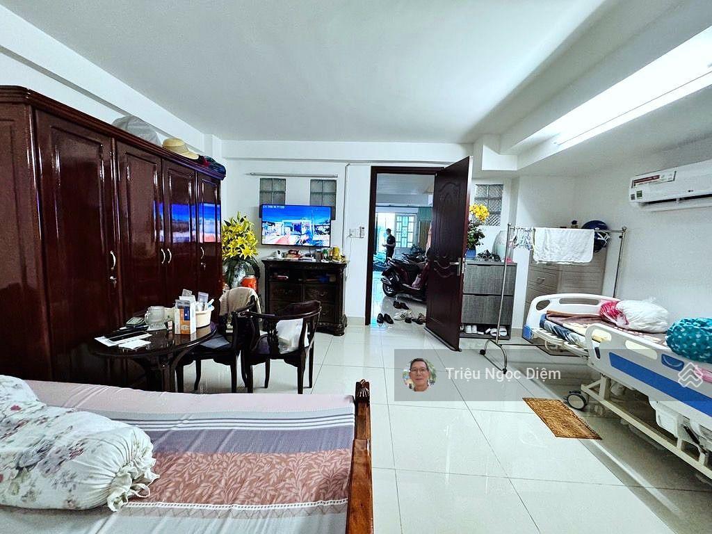 Giá rẻ chdv bạch đằng bình thạnh 82m2 ngang 4.9m . 5 tầng btct 9 chdv dòng tiền sẵn 50 triệu/tháng