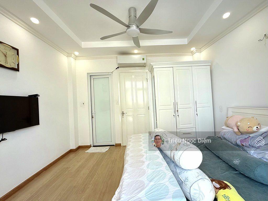 Nhà đẹp mới 4 tầng 60m2 ngang 4.6m bề thế. bùi đình túy bình thạnh. chỉ 8 tỷ
