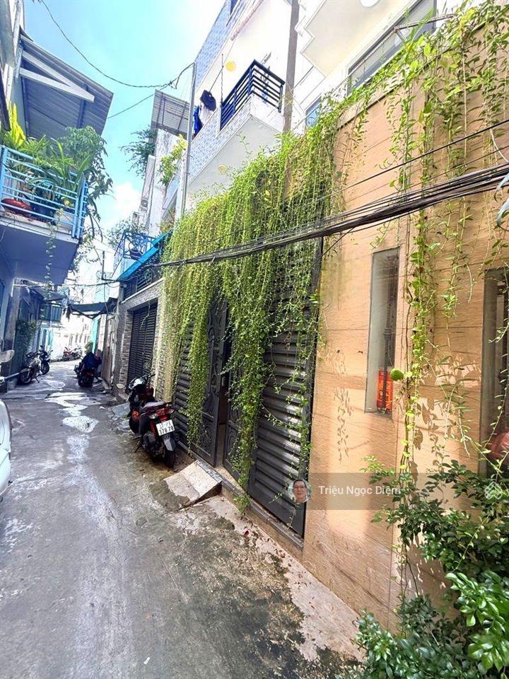 Nhà đẹp mới 4 tầng 60m2 ngang 4.6m bề thế. bùi đình túy bình thạnh. chỉ 8 tỷ