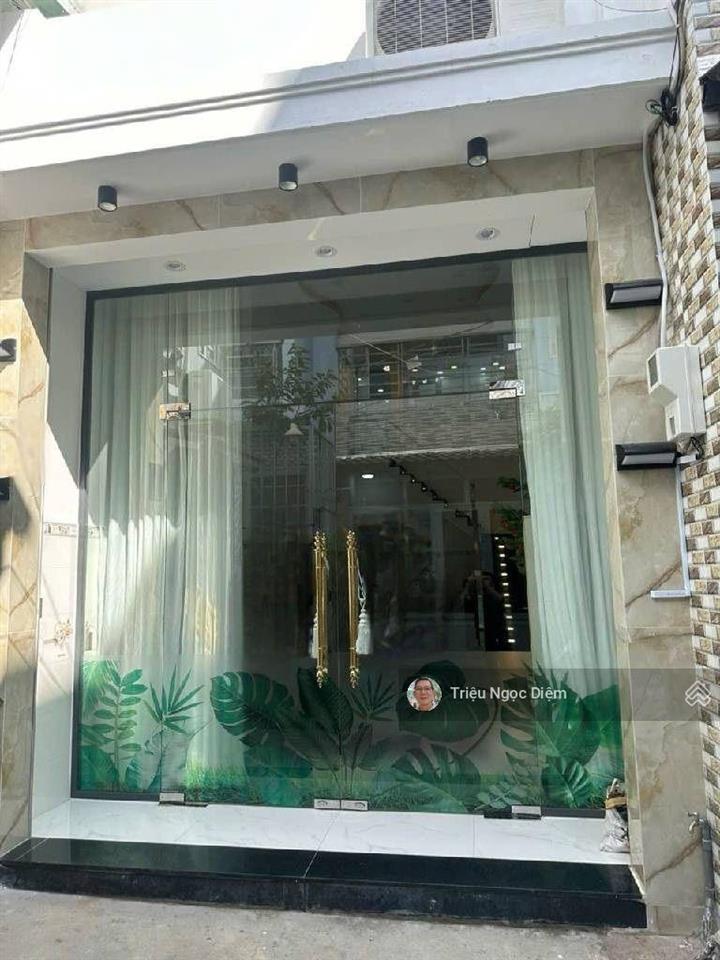 Gấp bán giảm 500 triệu còn 8,7 tỷ nhà đẹp phú mỹ bình thạnh. 70m2. 2 tầng