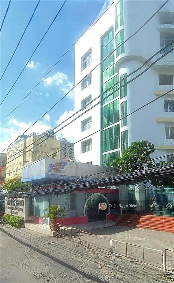 Mặt tiền kinh doanh sầm uất ngô tất tố thạnh mỹ tây. bình thạnh. 42m2 ngang 10m bề thế chỉ 11 tỷ.