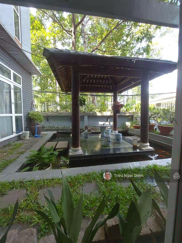 Biệt thự phổ quang  phú nhuận  275m2  4 tầng hầm 4 ô tô  sát sân bay tân sơn nhất