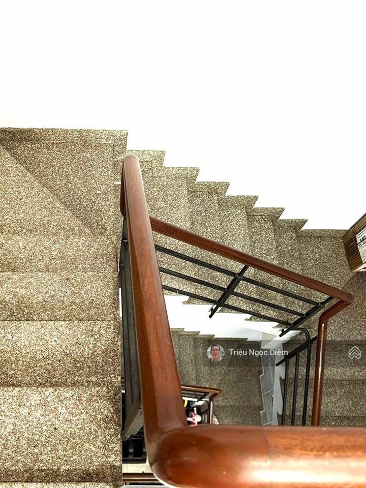 Giảm sốc 500 triệu chỉ 9.999 tỷ . hxh trải nhựa nguyễn công hoan, sát phan xích long. phú nhuận.