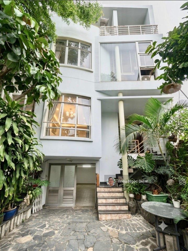 Biệt thự hẻm xe tải thích quảng đức 162m2 ngang 6.8m 4 tầng 7 phòng ngủ chỉ 22.5 tỷ