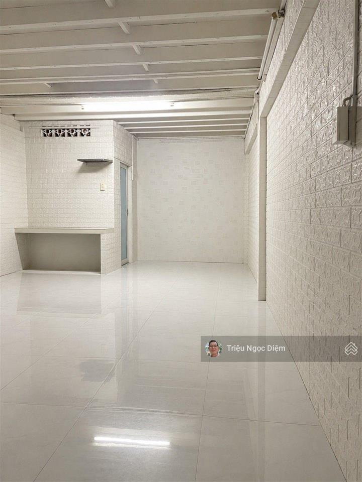 Bán nhà bình thạnh 130m2 hxh điện biên phủ giáp quận 1. 6 phòng ngủ ngang 4.4m chính chủ