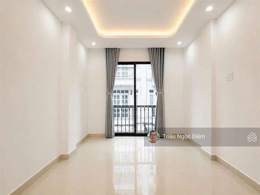 Hiếm có khu vip bình thạnh  nhà ngang 6.6m bề thế  3 tầng mới đẹp nội thất cao cấp sát mặt tiền