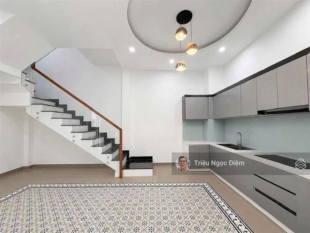 Hiếm có khu vip bình thạnh  nhà ngang 6.6m bề thế  3 tầng mới đẹp nội thất cao cấp sát mặt tiền