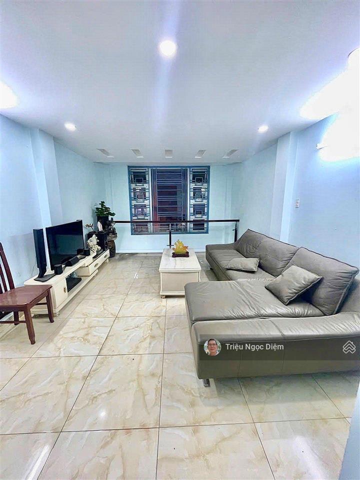Bán nhà mặt tiền 5 tầng yên đỗ 60m2. 5 pn chỉ 13.9 tỷ sát bà chiểu, quận 1