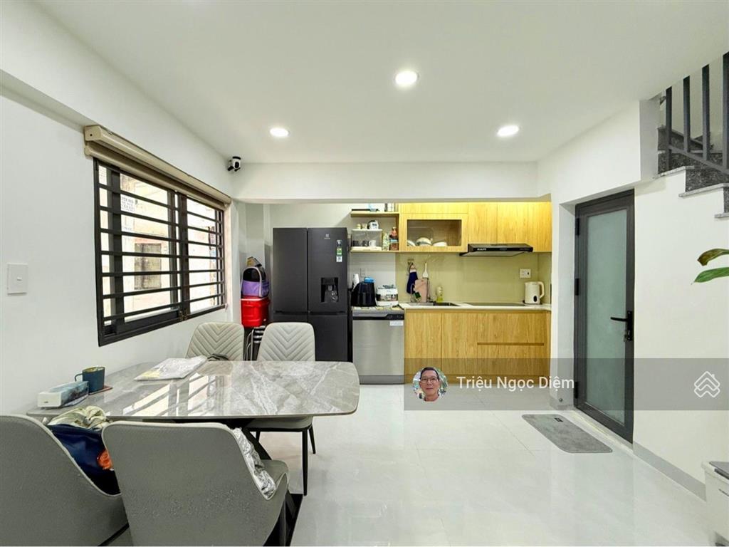 Hẻm 3m thông điện biên phủ sát mặt tiền lô góc 2 mặt hẻm full nội thất chỉ 7.5 tỷ