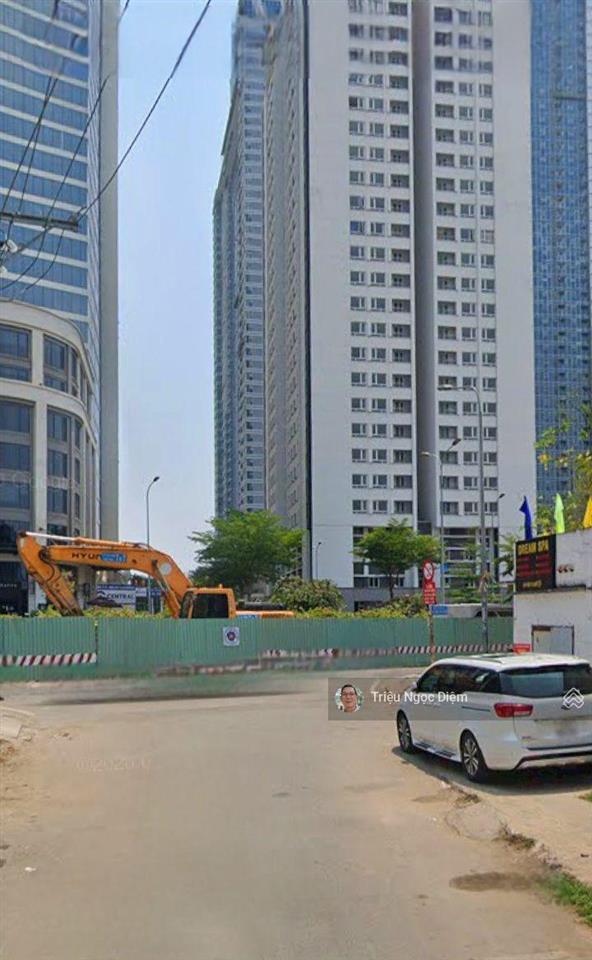 Mặt tiền võ duy ninh bình thạnh. 130m2. ngang 6,2m nở hậu 7m  đối diện landmark 81. chỉ 176 tr/1m2