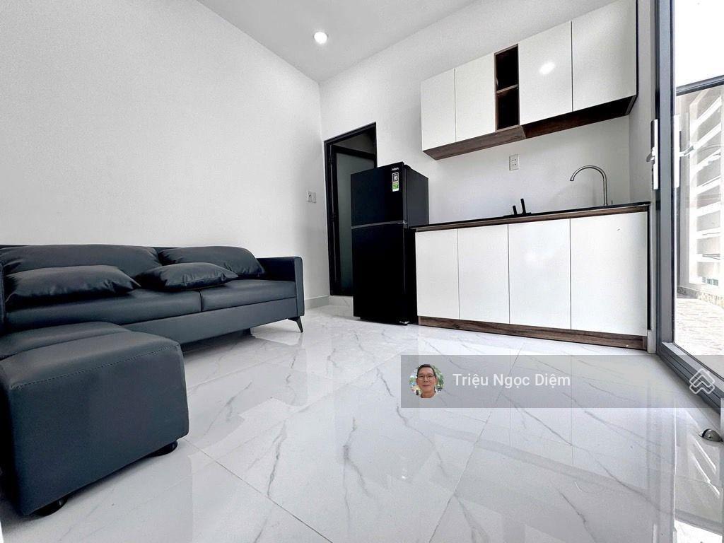 3 mặt tiền hẻm xe hơi sát quận 1 dòng tiền 70 triệu/tháng chỉ 12.9 tỷ