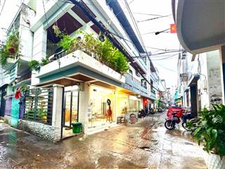 3 mặt tiền hẻm xe hơi sát quận 1 dòng tiền 70 triệu/tháng chỉ 12.9 tỷ