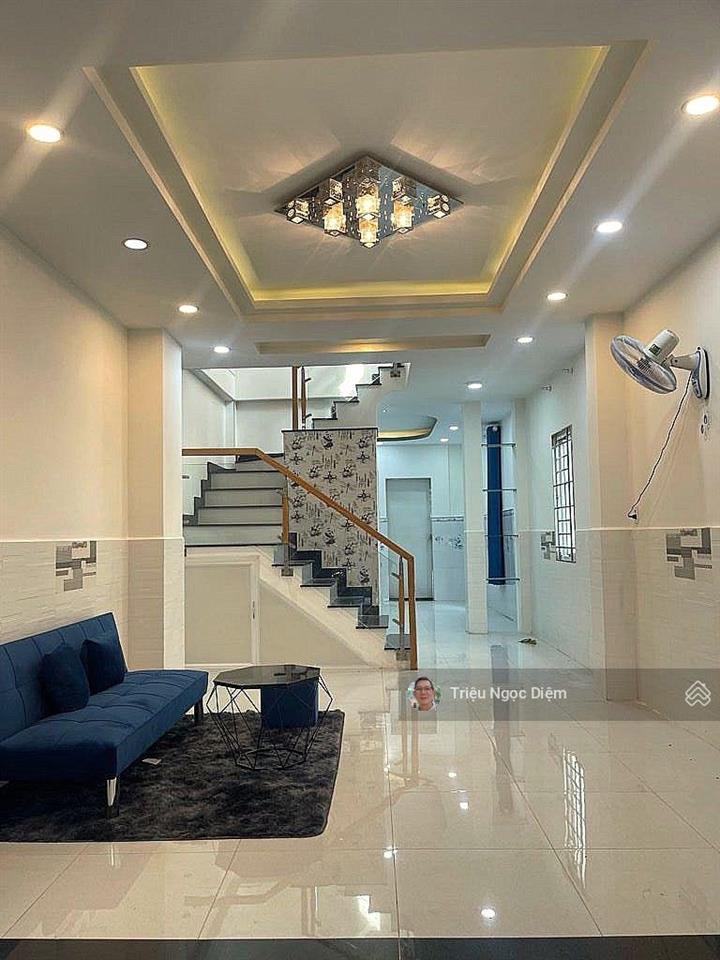 Góc 3 mặt tiền hiếm 4 tầng nhà mới đẹp khu vip hồ biểu chánh trung tâm phú nhuận