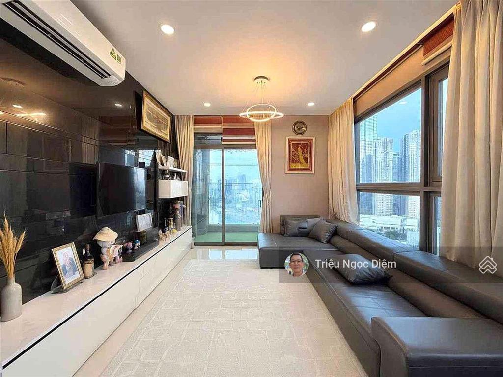 Pearl plaza 3pn 122m2  full nội thất cao cấp  tặng chỗ đậu ô tô  chỉ 12.7 tỷ