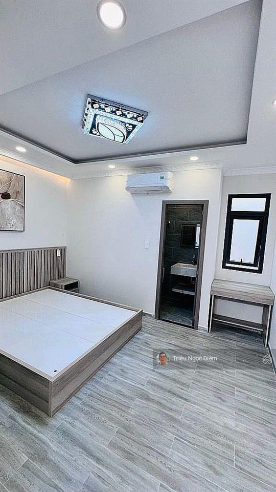 Nhà mới 5 tầng đẹp full nội thất cao cấp. giáp nguyễn văn trỗi hxh nguyễn thị huỳnh gấp bán 11.9 tỷ