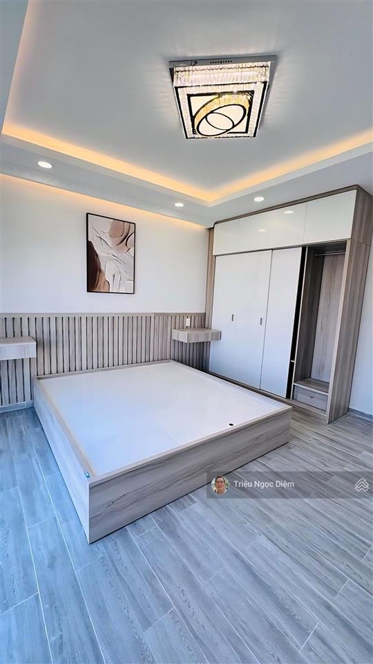 Nhà mới 5 tầng đẹp full nội thất cao cấp. giáp nguyễn văn trỗi hxh nguyễn thị huỳnh gấp bán 11.9 tỷ