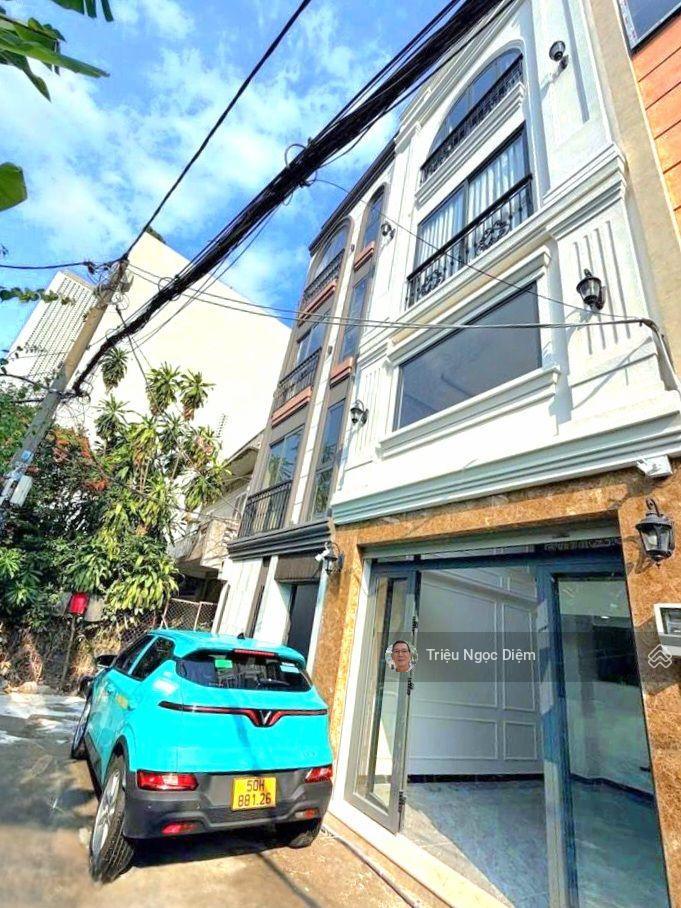Nhà mới 5 tầng đẹp full nội thất cao cấp. giáp nguyễn văn trỗi hxh nguyễn thị huỳnh gấp bán 11.9 tỷ