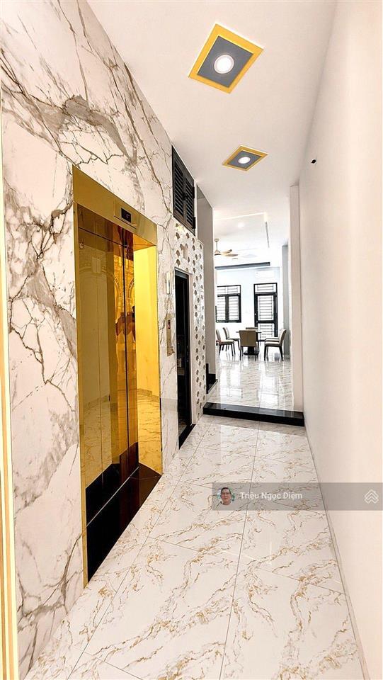 Nhà mới 5 tầng có thang máy thiết kế chdv 9 phòng mặt tiền diên hồng, bình thạnh chỉ 16 tỷ