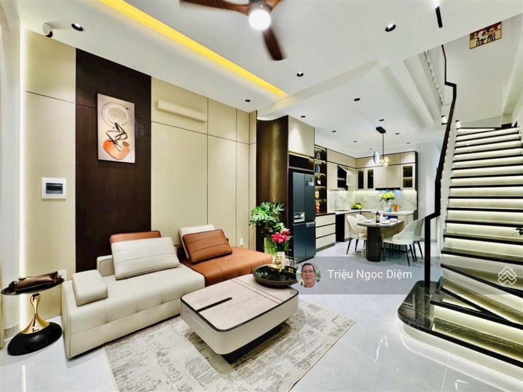 Giảm 500 triệu! nhà mới 100% bùi đình túy 60m2 4pn master full nội thất cao cấp chỉ 8.7 tỷ