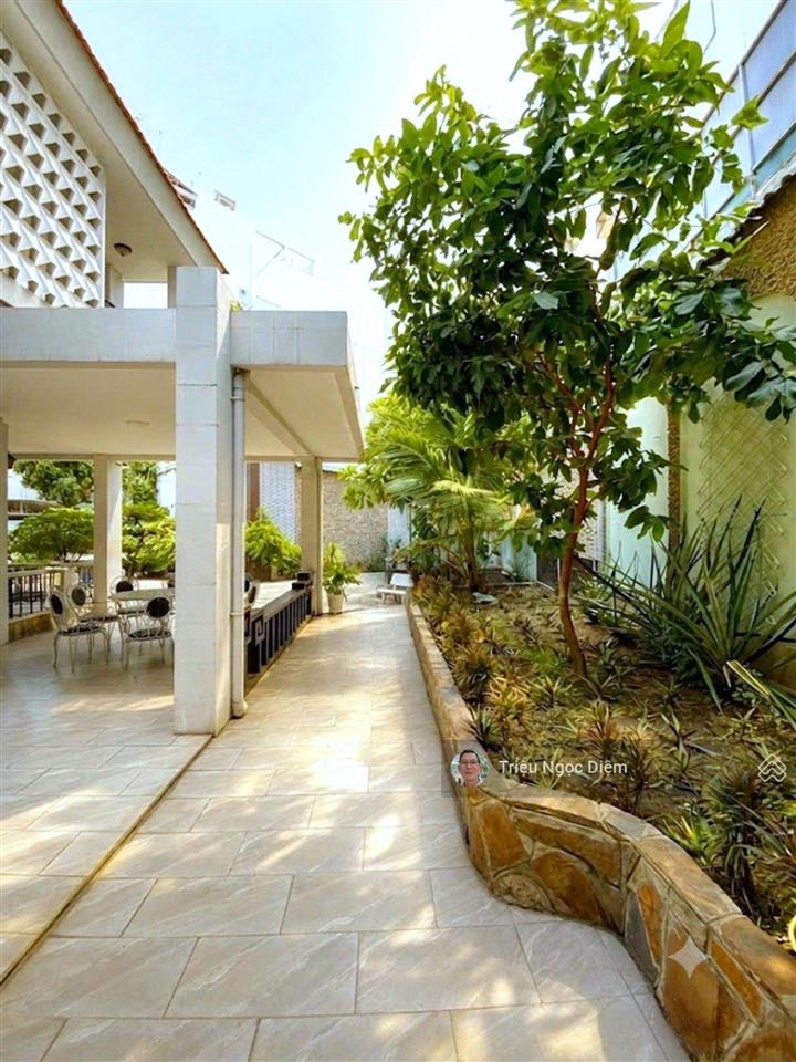 Biệt phủ 1.000m2 mặt tiền trần huy liệu phú nhuận khuôn viên 2428m siêu phẩm giới thượng lưu 210tỷ