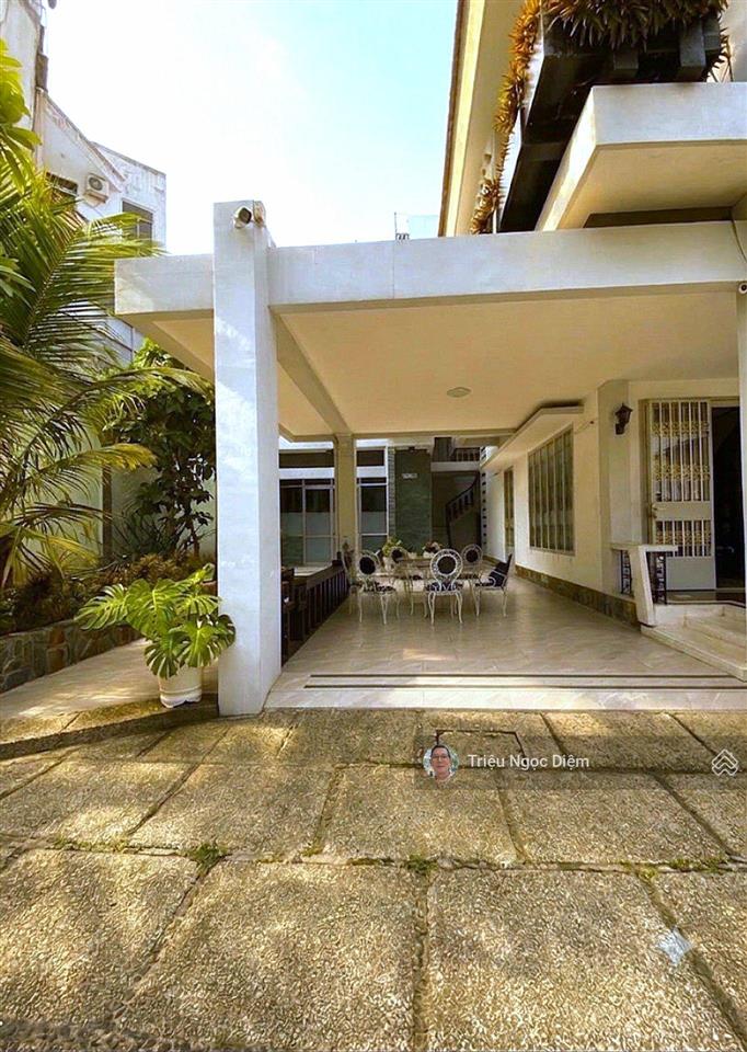 Biệt phủ 1.000m2 mặt tiền trần huy liệu phú nhuận khuôn viên 2428m siêu phẩm giới thượng lưu 210tỷ