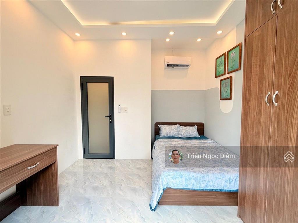Mua 1 được 2 hẻm xe hơi nơ trang long nhà mới dòng tiền gần 40 triệu/tháng