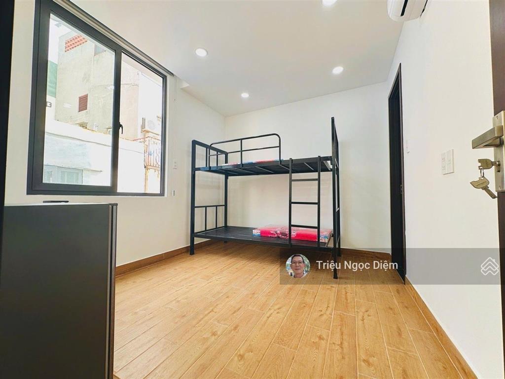 Bán chdv nguyễn duy khu vip bình thạnh giáp phú nhuận ngang 6m dòng tiền 20 . 32 triệu/tháng 6.9 tỷ