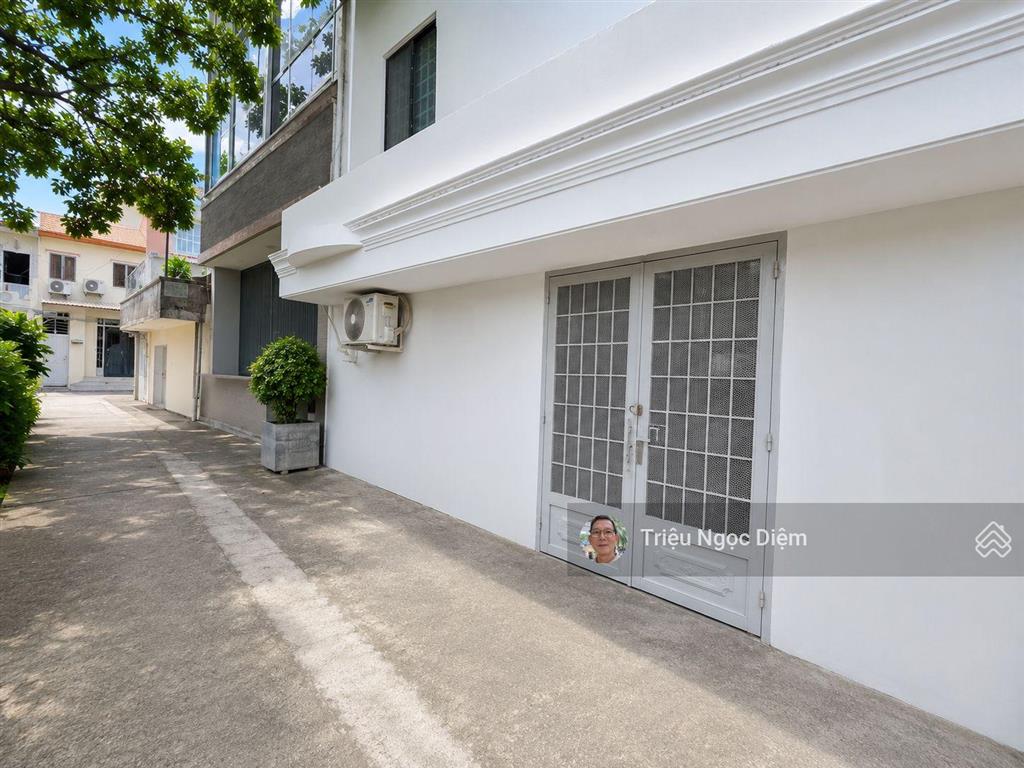Bán nhà nguyễn xí, bình thạnh 64m2 hẻm 4m sạch đẹp không quy hoạch được xây 4 tầng chỉ 7.5 tỷ