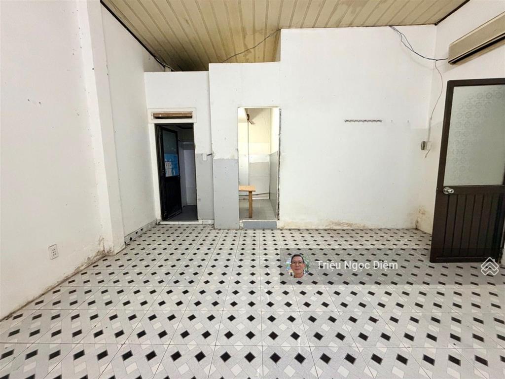 Bán nhà nguyễn xí, bình thạnh 64m2 hẻm 4m sạch đẹp không quy hoạch được xây 4 tầng chỉ 7.5 tỷ