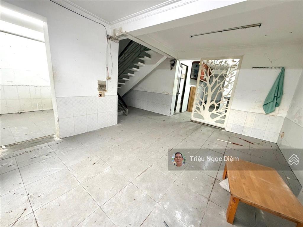 Bán nhà nguyễn xí, bình thạnh 64m2 hẻm 4m sạch đẹp không quy hoạch được xây 4 tầng chỉ 7.5 tỷ