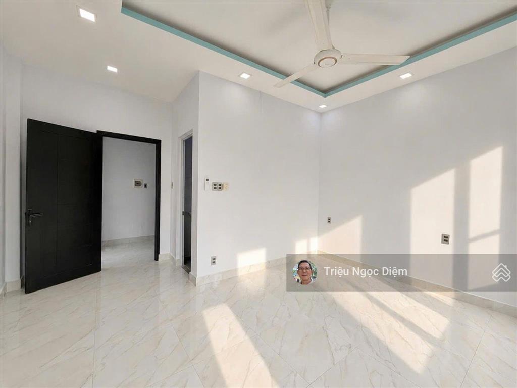 Bán nhà bình thạnh 4 tầng  lô góc 2 mặt thoáng  gần phú nhuận  30m ra hẻm xe hơi  chỉ 6.4 tỷ