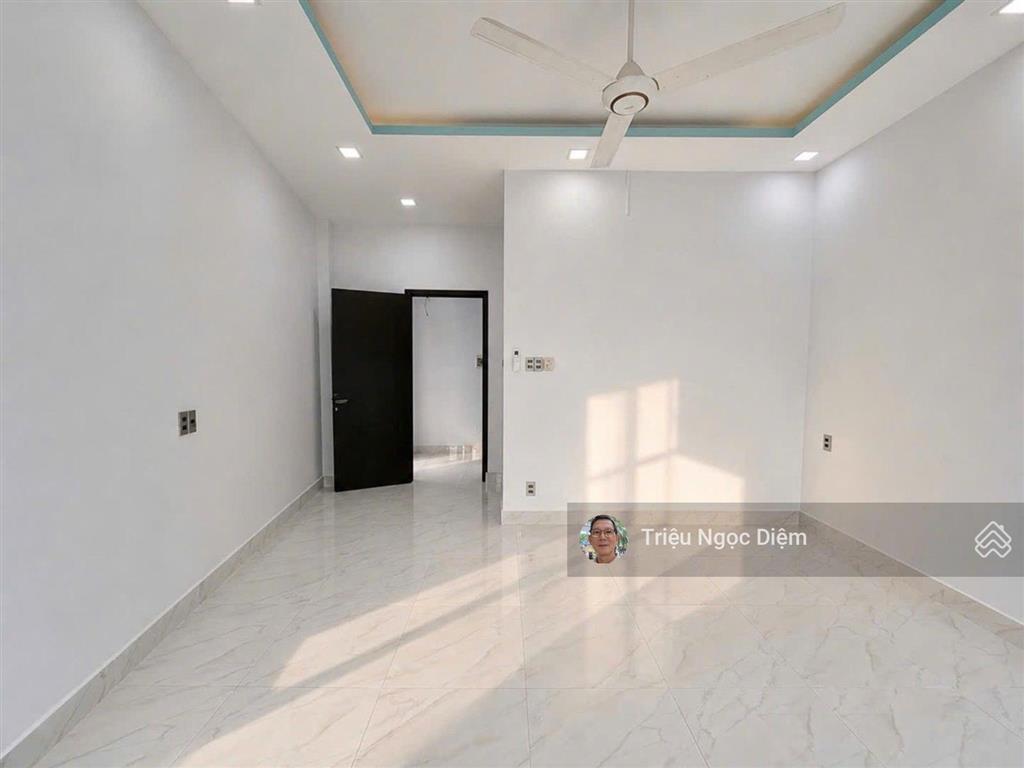 Bán nhà bình thạnh 4 tầng  lô góc 2 mặt thoáng  gần phú nhuận  30m ra hẻm xe hơi  chỉ 6.4 tỷ