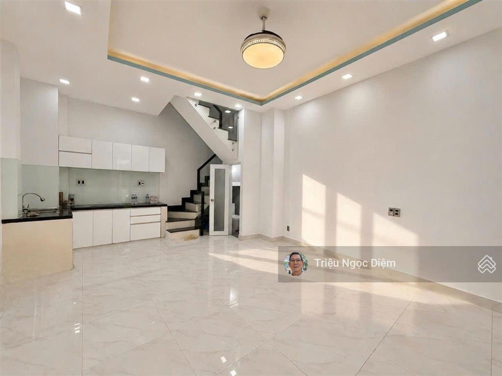 Bán nhà bình thạnh 4 tầng  lô góc 2 mặt thoáng  gần phú nhuận  30m ra hẻm xe hơi  chỉ 6.4 tỷ