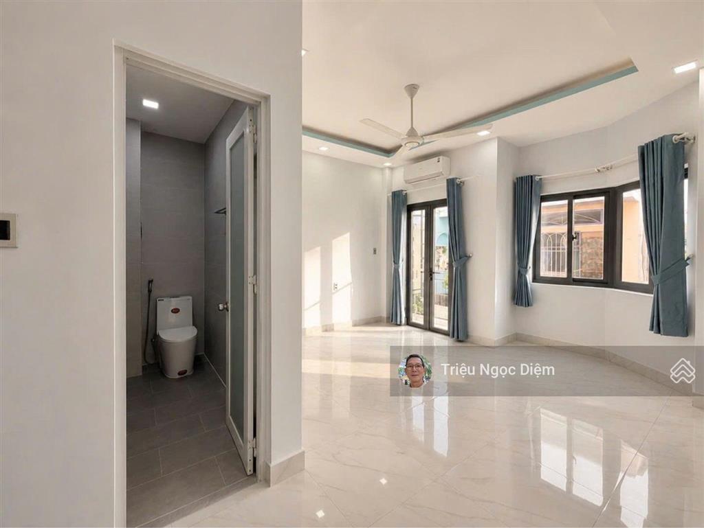 Bán nhà bình thạnh 4 tầng  lô góc 2 mặt thoáng  gần phú nhuận  30m ra hẻm xe hơi  chỉ 6.4 tỷ