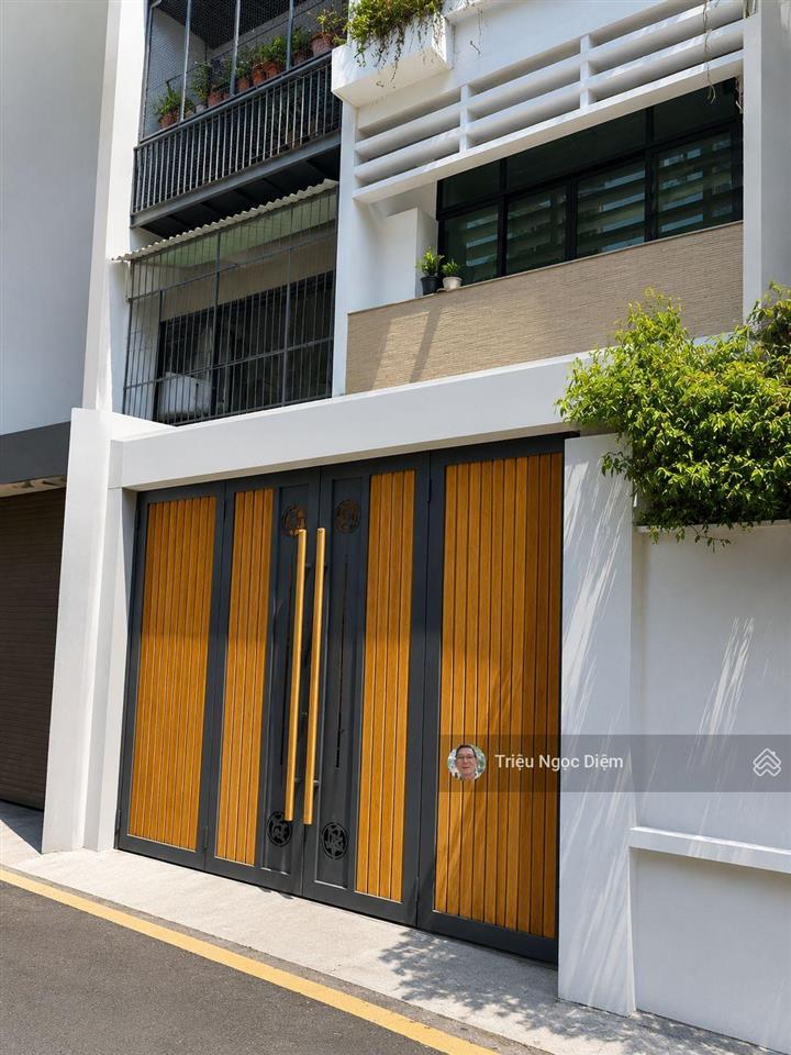 Bán gấp nhà chung cư 4 tầng tất tố, p.19, bình thạnh ô tô đỗ cửa 94m2 chỉ 6.8 tỷ