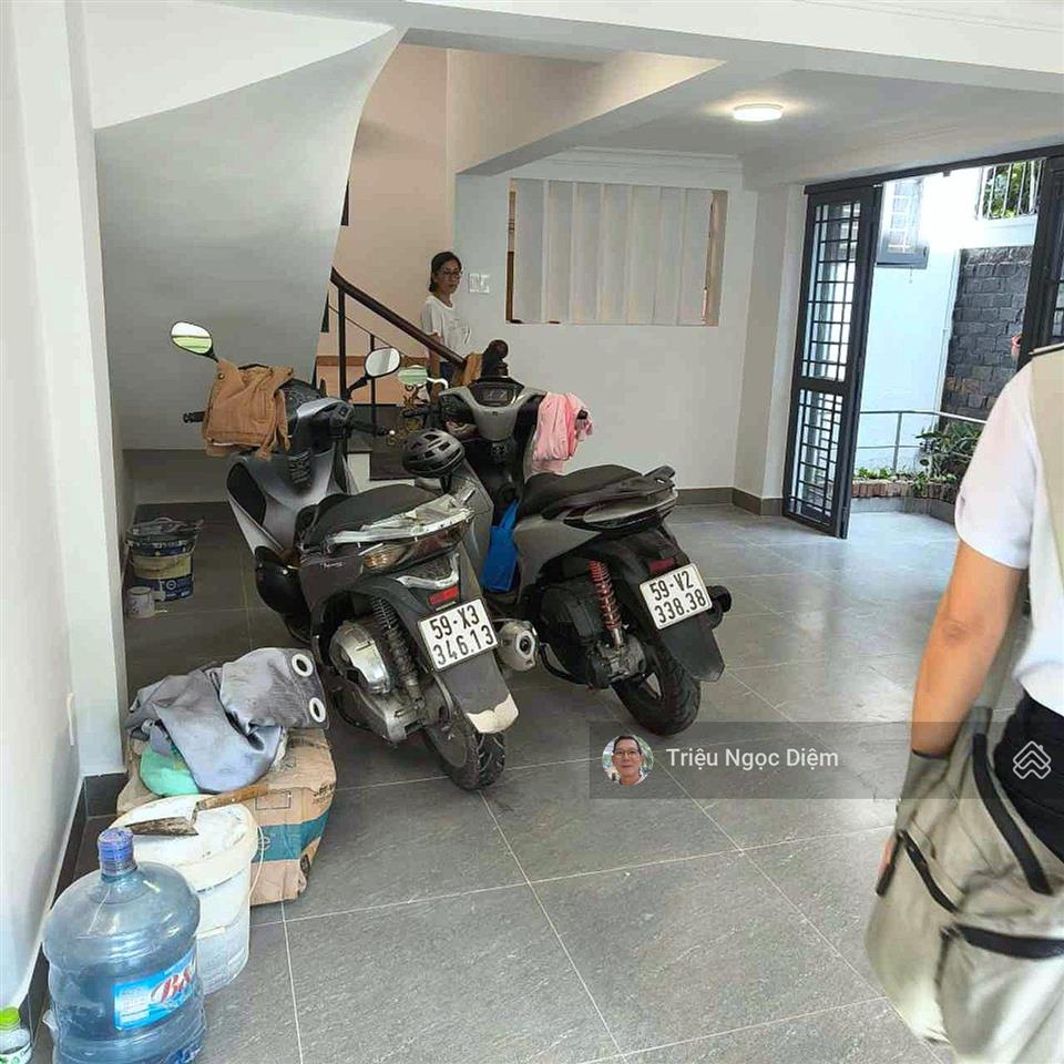 Bán nhà tăng bạt hổ hẻm xe hơi nở hậu 5.5m. 58m2. 4 tầng chỉ 9.999 tỷ