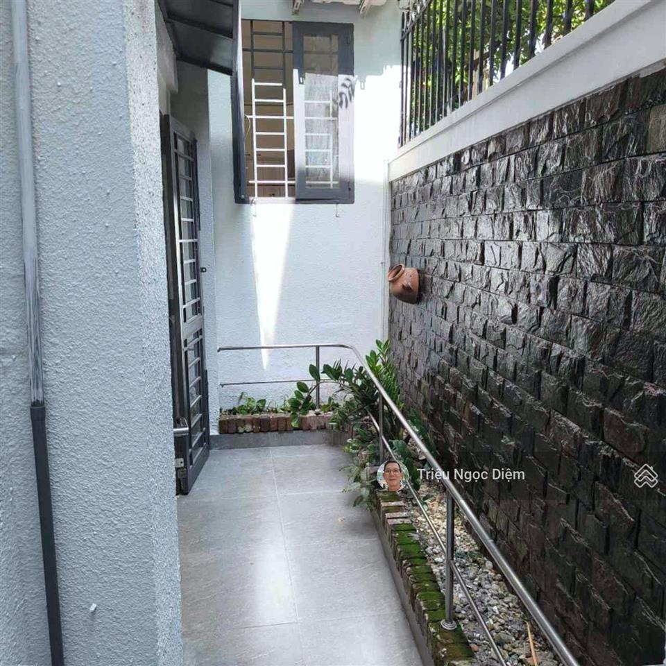 Bán nhà tăng bạt hổ hẻm xe hơi nở hậu 5.5m. 58m2. 4 tầng chỉ 9.999 tỷ